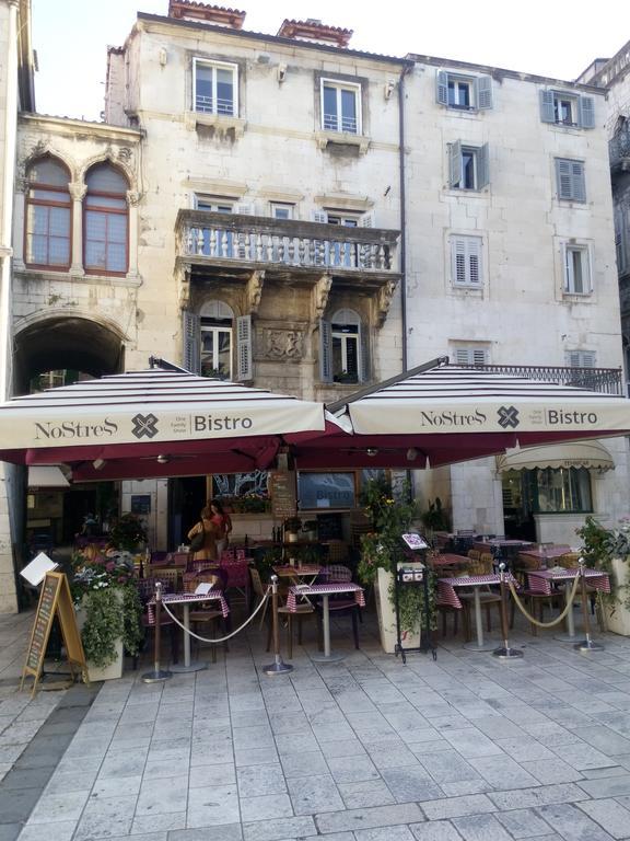 Apartments Crvena Orhideja Split Luaran gambar