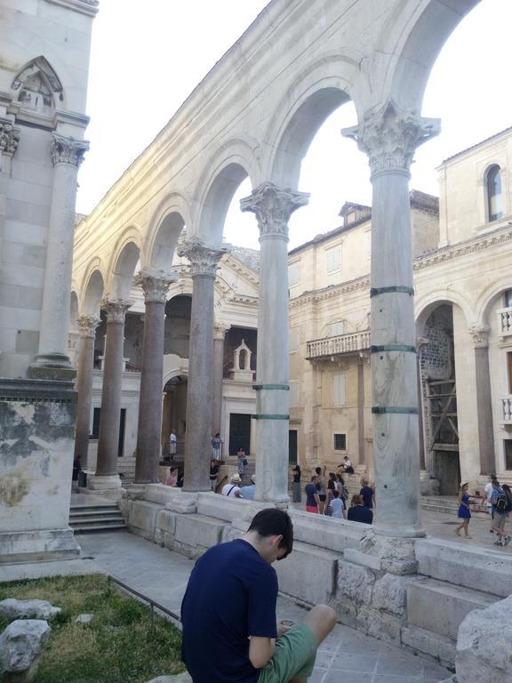 Apartments Crvena Orhideja Split Luaran gambar