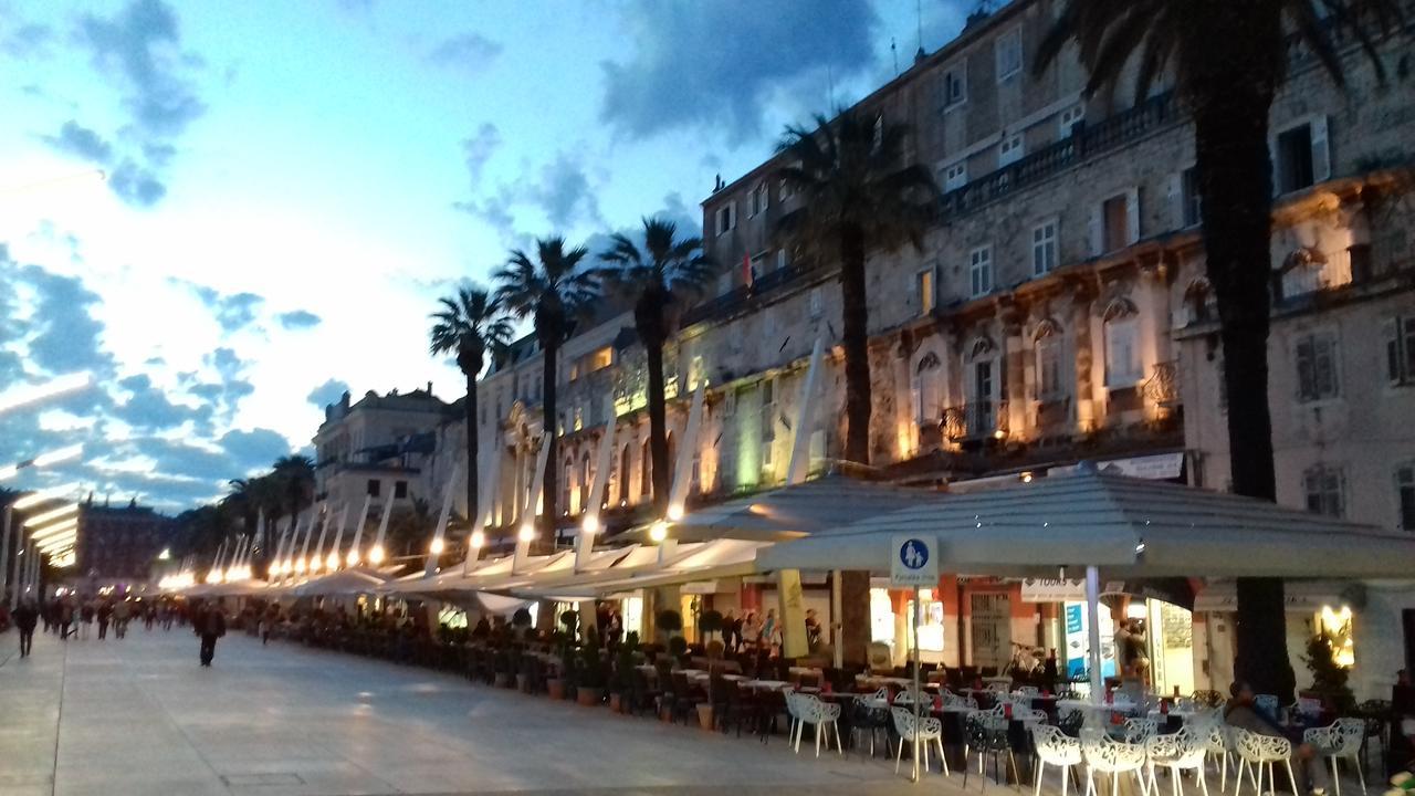 Apartments Crvena Orhideja Split Luaran gambar
