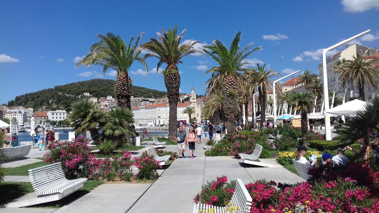 Apartments Crvena Orhideja Split Luaran gambar