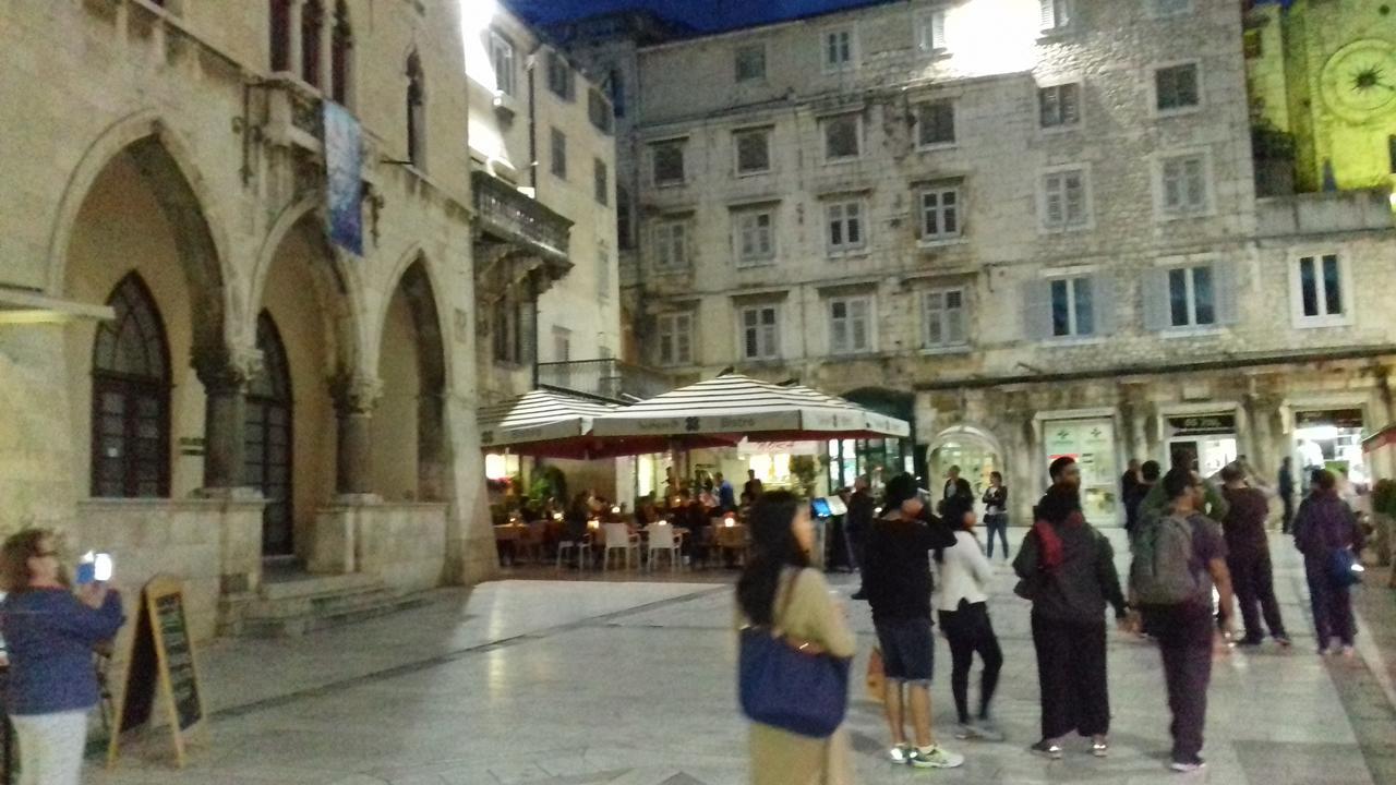 Apartments Crvena Orhideja Split Luaran gambar